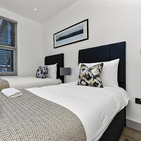 Amazing 2 Bedroom Apartment In Greater Λονδίνο Εξωτερικό φωτογραφία