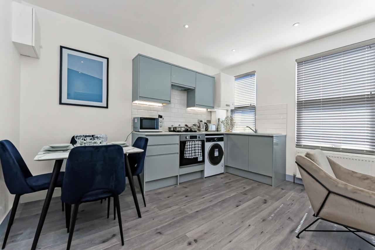 Amazing 2 Bedroom Apartment In Greater Λονδίνο Εξωτερικό φωτογραφία