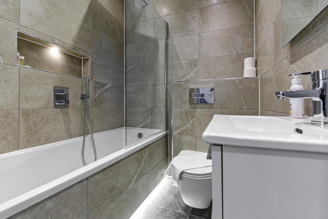 Amazing 2 Bedroom Apartment In Greater Λονδίνο Εξωτερικό φωτογραφία